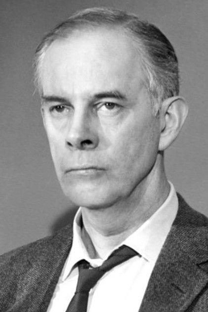 Harry Morgan - Actor Profile Photo