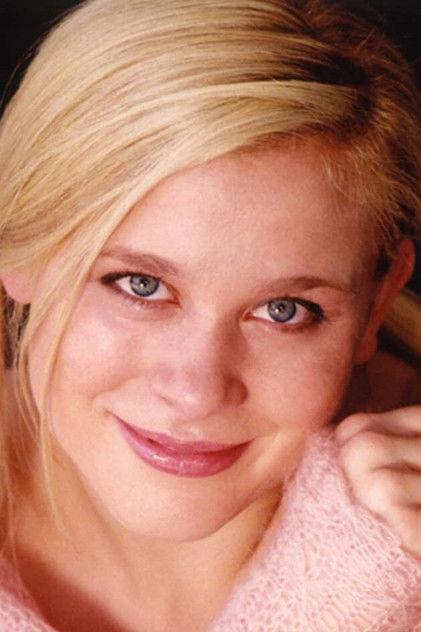 Tarah Paige - Actor Profile Photo