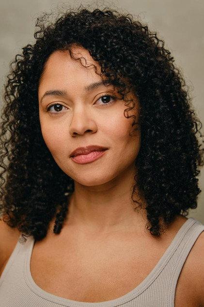 Carolina Nhacocane - Actor Profile Photo