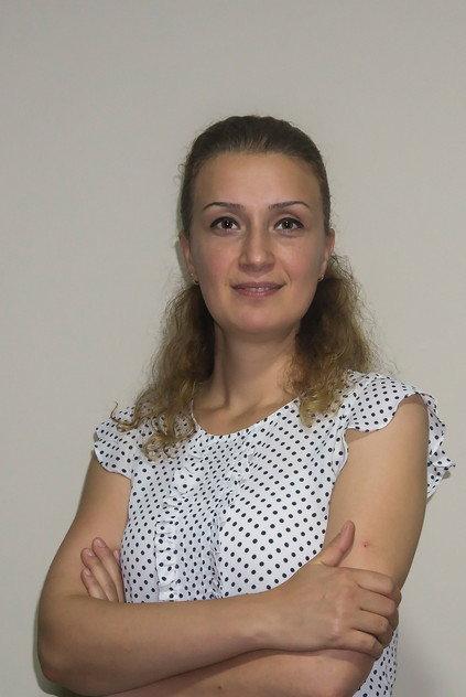 Dilek Genç - Actor Profile Photo