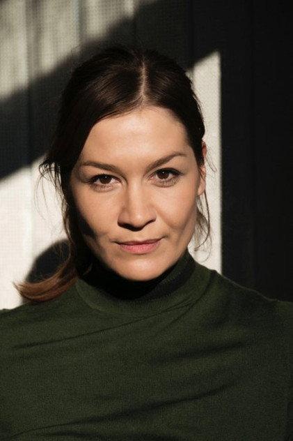 Ina Tempel - Actor Profile Photo