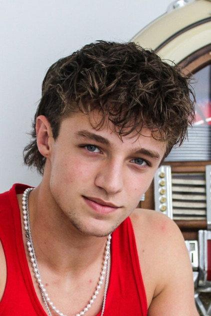 Zane Carter - Actor Profile Photo