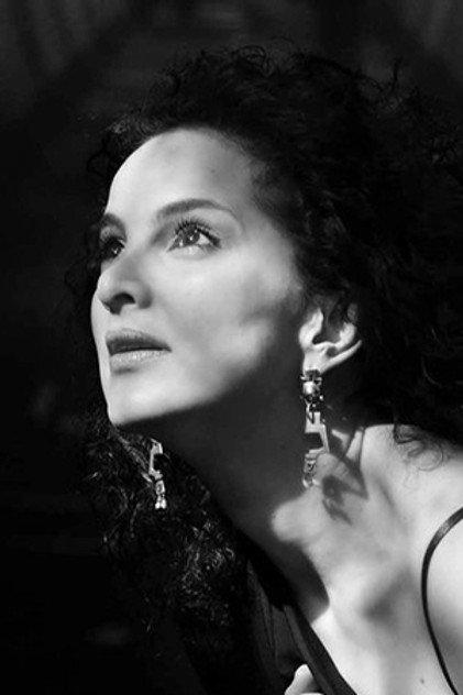 Jinny Papadopoulou - Actor Profile Photo