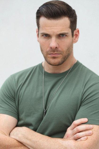 Aric Hendrix - Actor Profile Photo