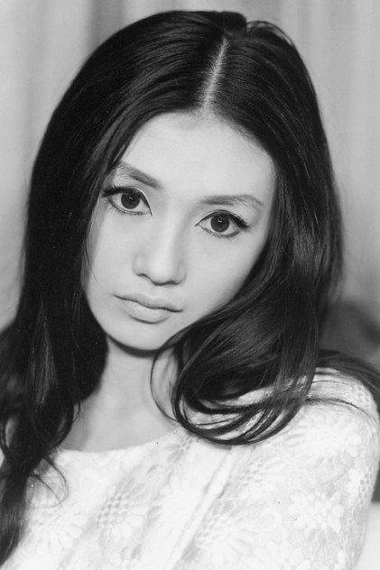 Mariko Kaga - Actor Profile Photo