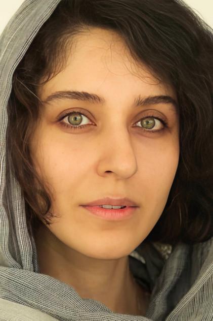 Minoo Sharifi - Actor Profile Photo