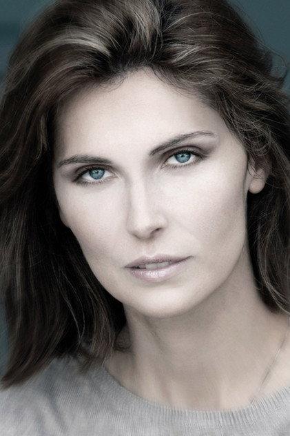 Yelena Popovic - Actor Profile Photo