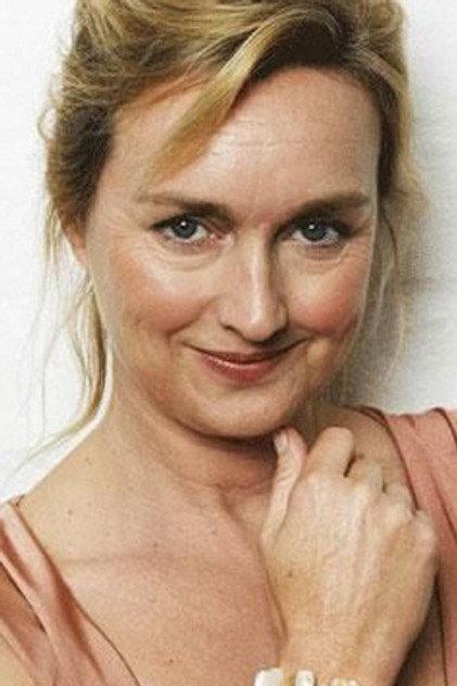 Victoria Longley - Actor Profile Photo