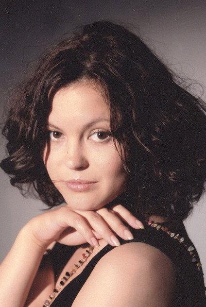 Yuliya Polubinskaya - Actor Profile Photo