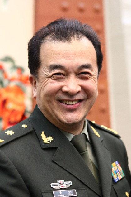 Hong Huang - Actor Profile Photo