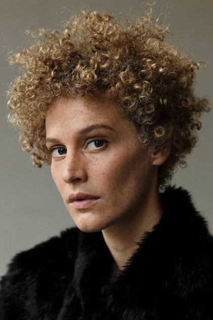 Karen Dahmen - Actor Profile Photo