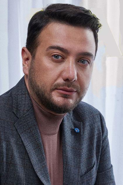 Onur Büyüktopçu - Actor Profile Photo