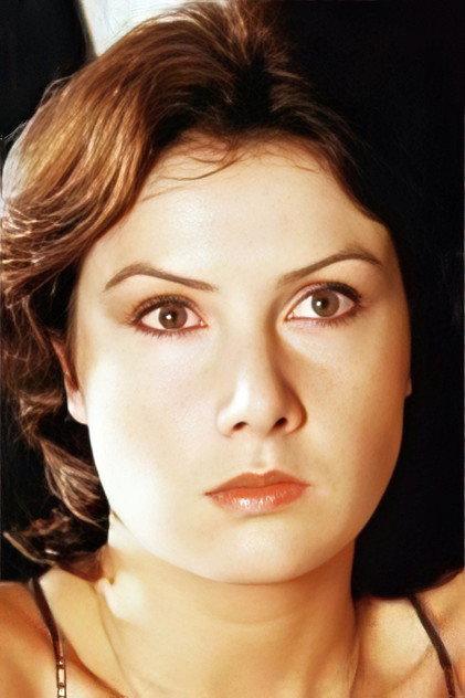 Hélène Shirley - Actor Profile Photo