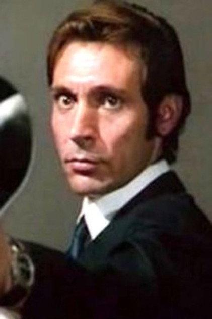 Giuliano Esperanti - Actor Profile Photo
