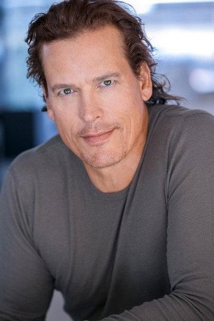 Thomas Hildreth - Actor Profile Photo
