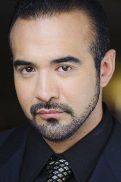 Enrique Almeida - Actor Profile Photo
