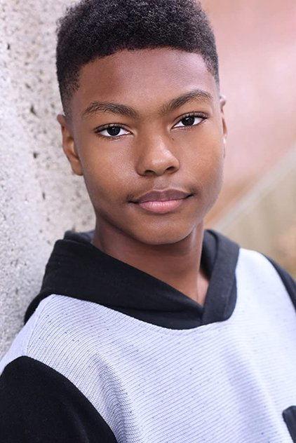 Alex Henderson - Actor Profile Photo