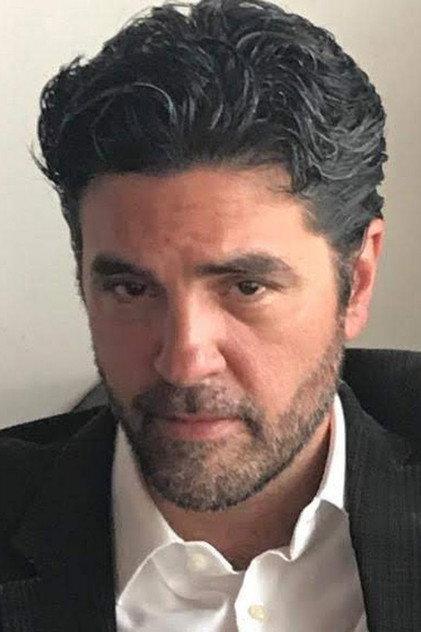 César Manzano - Actor Profile Photo