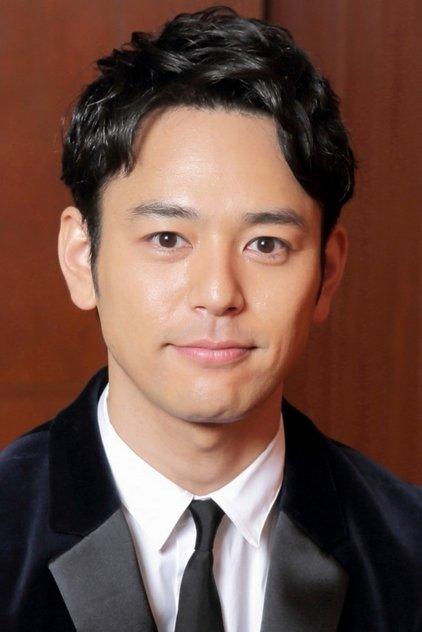 Satoshi Tsumabuki - Actor Profile Photo