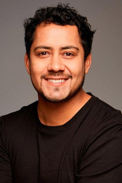 Gustavo Borjas - Actor Profile Photo