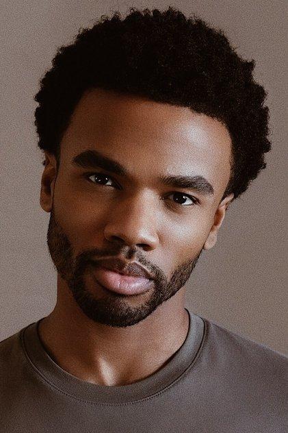 Luke Youngblood - Actor Profile Photo