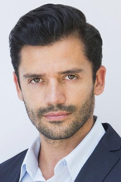 Andres Londono - Actor Profile Photo