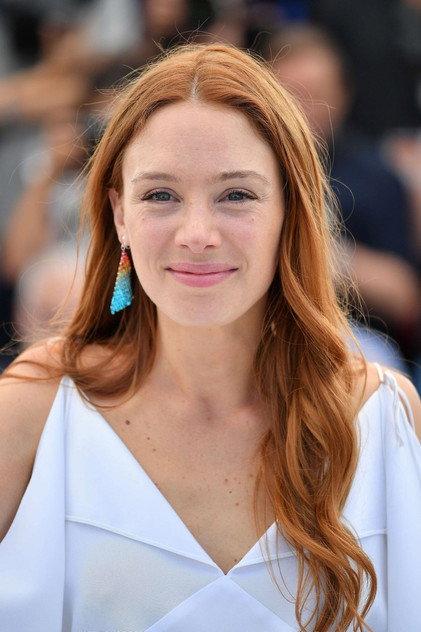 Laetitia Dosch - Actor Profile Photo