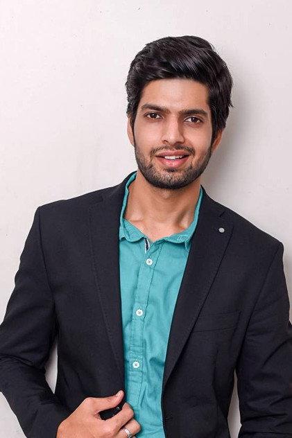 Hitesh Bhardwaj - Actor Profile Photo