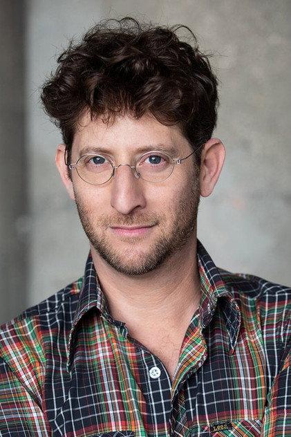 פיני טבגר - Actor Profile Photo