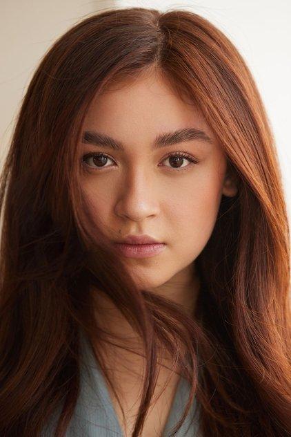 Anna Cathcart - Actor Profile Photo