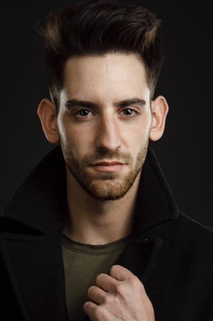 Noah Bain Garret - Actor Profile Photo