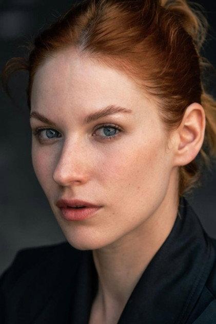 Ana-Carolina Kleine - Actor Profile Photo