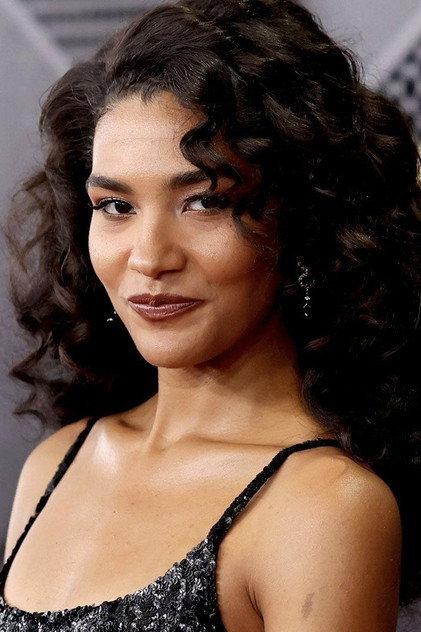 Olivia Dean - Actor Profile Photo