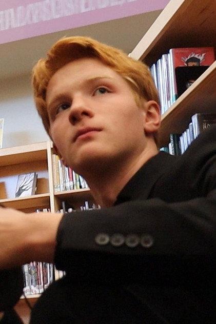 Henry Mathews - Actor Profile Photo