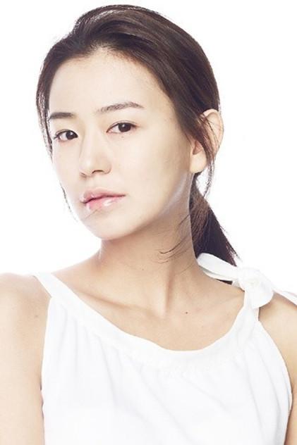 Shim Yi Young - Actor Profile Photo