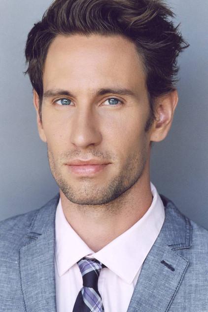 Alex Klein - Actor Profile Photo