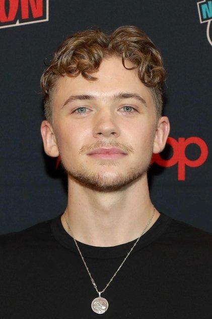 Igby Rigney - Actor Profile Photo