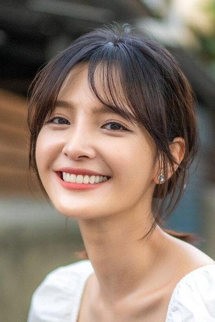 Ellen Wu - Actor Profile Photo