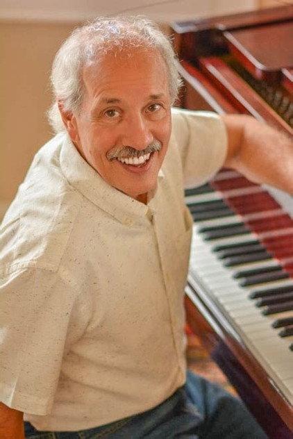 Scott Cossu - Actor Profile Photo
