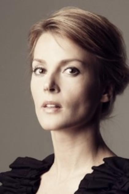 Izabella Jo Tschig - Actor Profile Photo