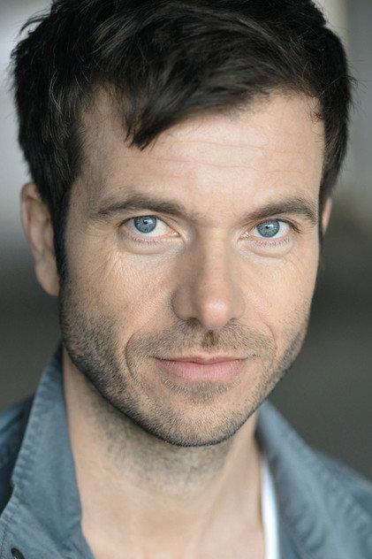 Jörn Linnenbröker - Actor Profile Photo