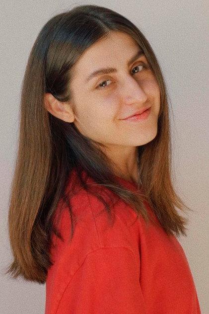 Mari Peixoto - Actor Profile Photo