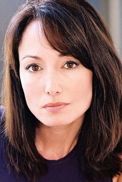 Danielle Rayne - Actor Profile Photo