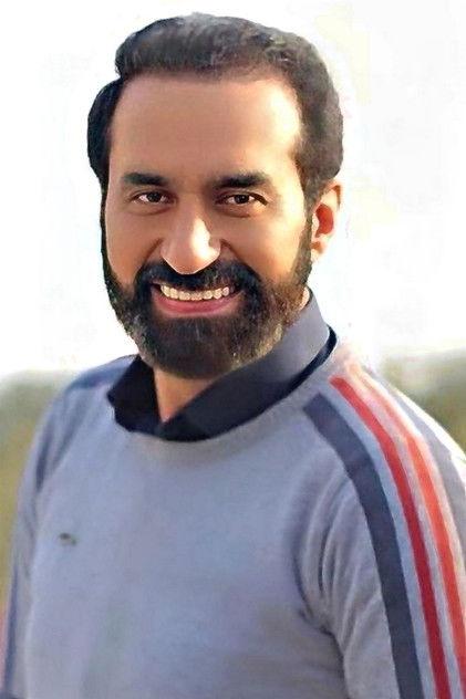 Mohamed Younis - Actor Profile Photo
