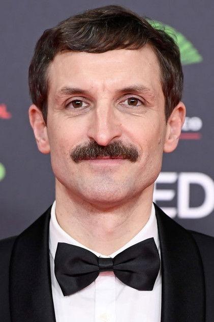 Julián Villagrán - Actor Profile Photo