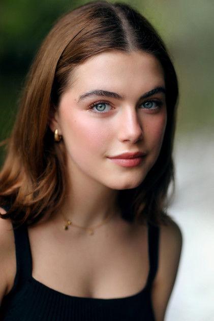Ella Bright - Actor Profile Photo
