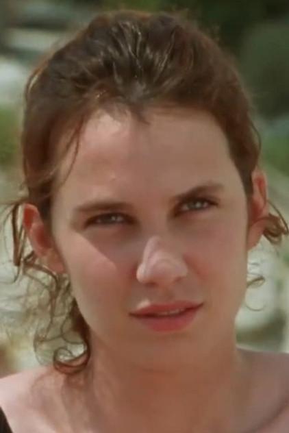 Laetitia Pesenti - Actor Profile Photo
