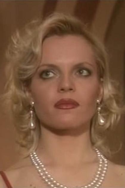 Edith Rozanyai - Actor Profile Photo