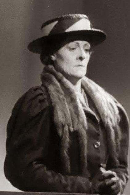 Sybil Grove - Actor Profile Photo