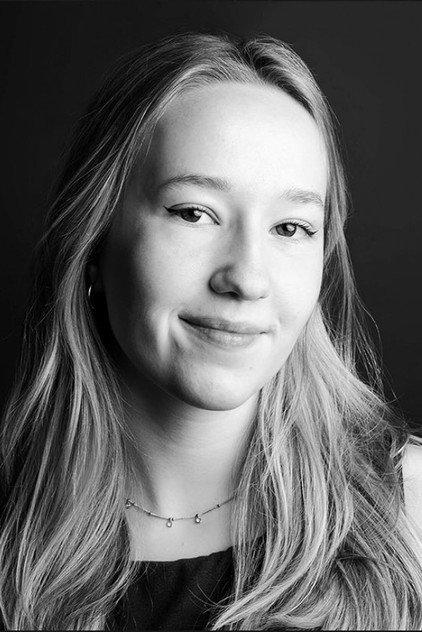 Julia Hogg - Actor Profile Photo